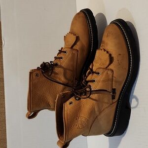 Ariat leather boots women's size 7.5 B